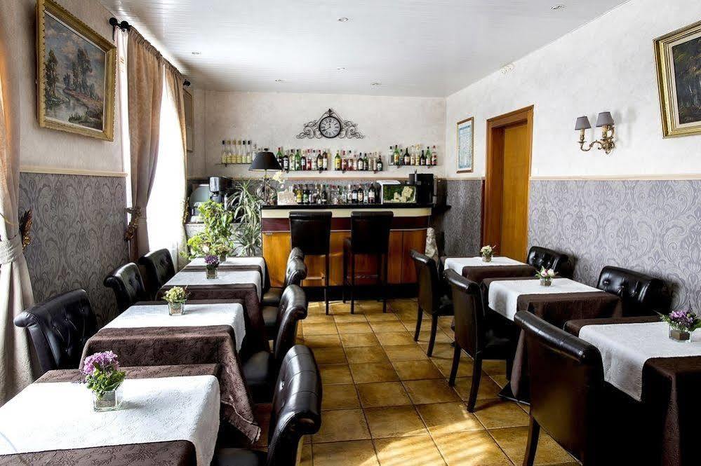 Logis Hotel Restaurant La Tete Des Faux เลอบอนน็อม ภายนอก รูปภาพ